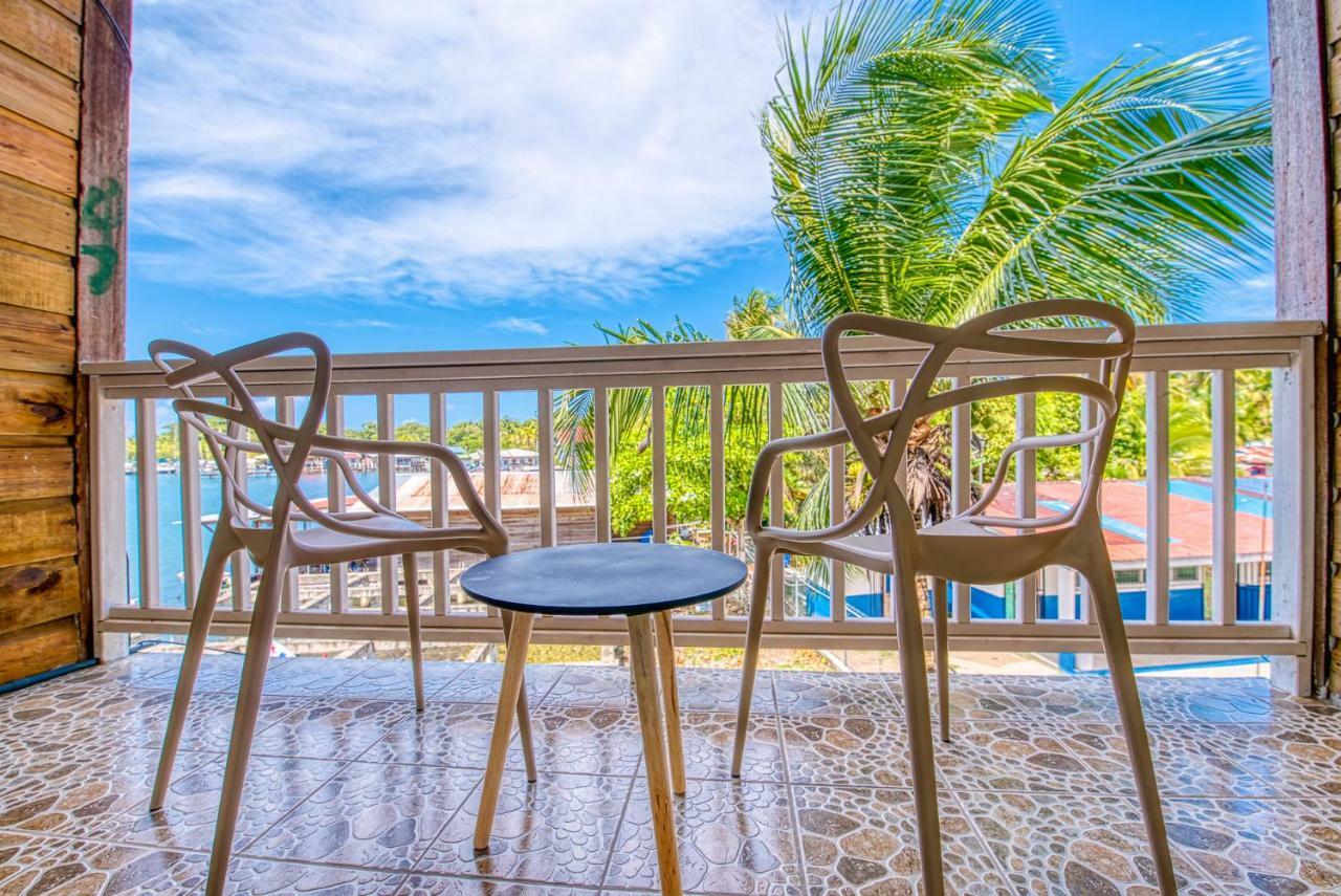 Los Balcones Over The Sea Hotel Bocas del Toro Exterior foto