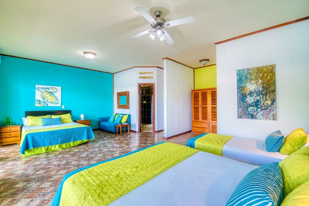 Los Balcones Over The Sea Hotel Bocas del Toro Exterior foto
