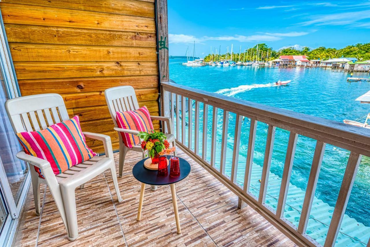 Los Balcones Over The Sea Hotel Bocas del Toro Exterior foto